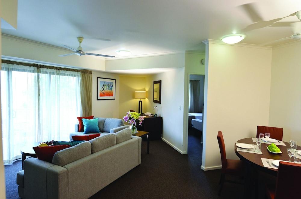 Metro Advance Apartments & Hotel Darwin Exterior photo