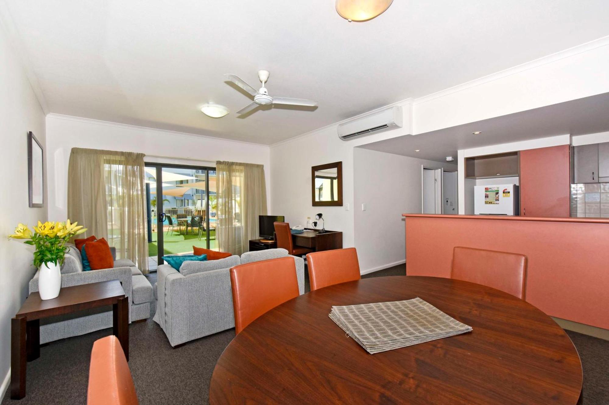Metro Advance Apartments & Hotel Darwin Exterior photo